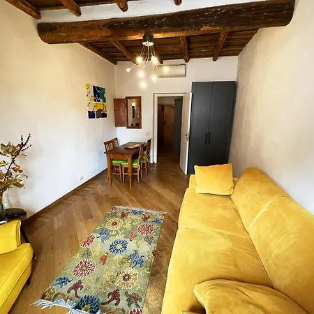 Historical Flat דירה רומא